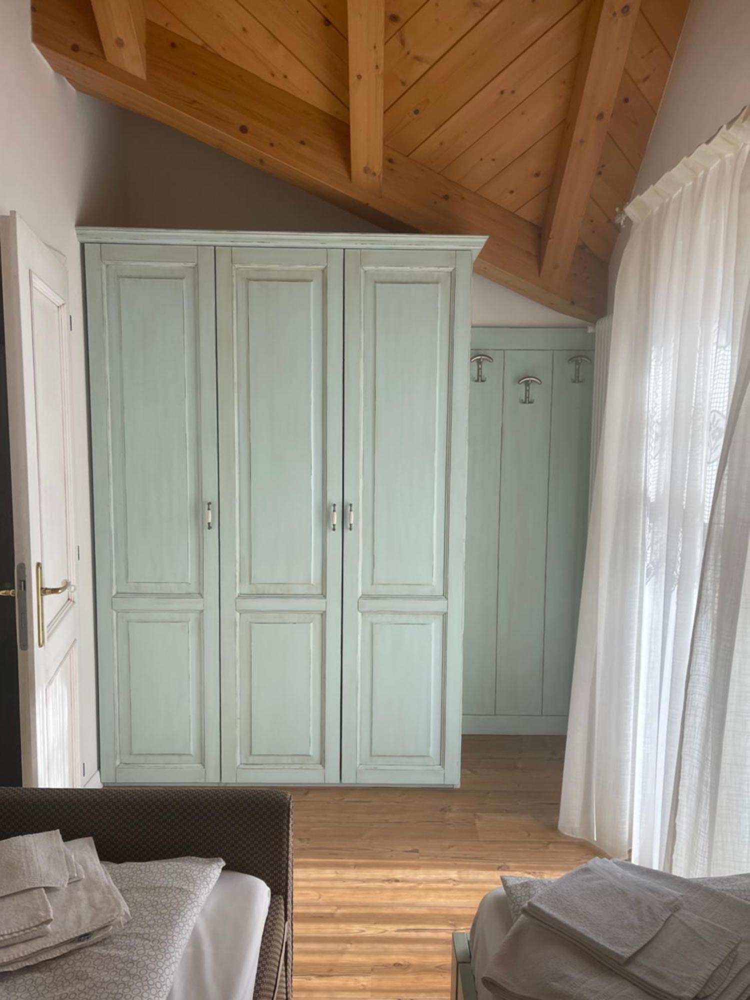 Villa La Dama Del Lago Molveno Bagian luar foto